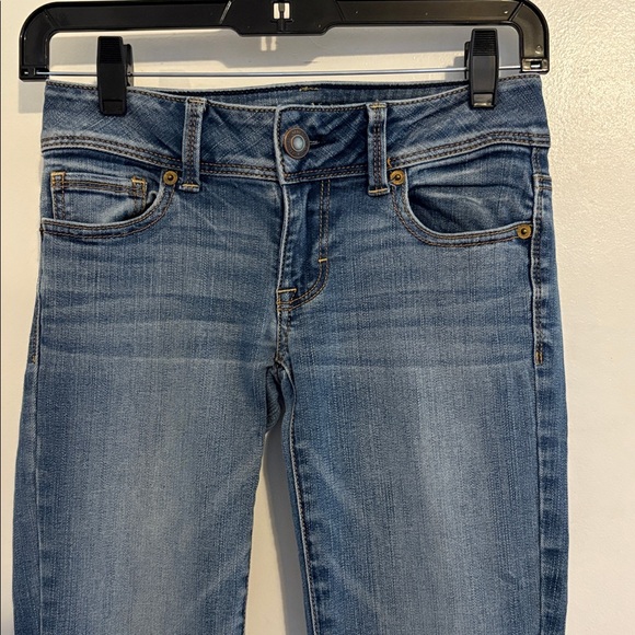 American Eagle Low Rise Kick Boot Jeans 0 - Picture 2 of 10